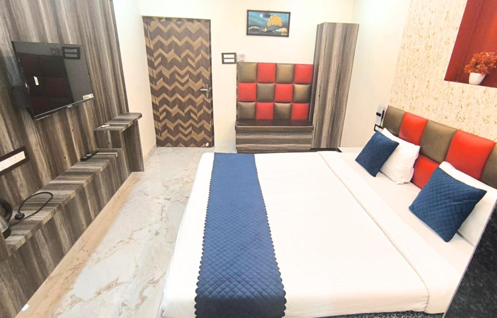 Hotel Devvanshi *